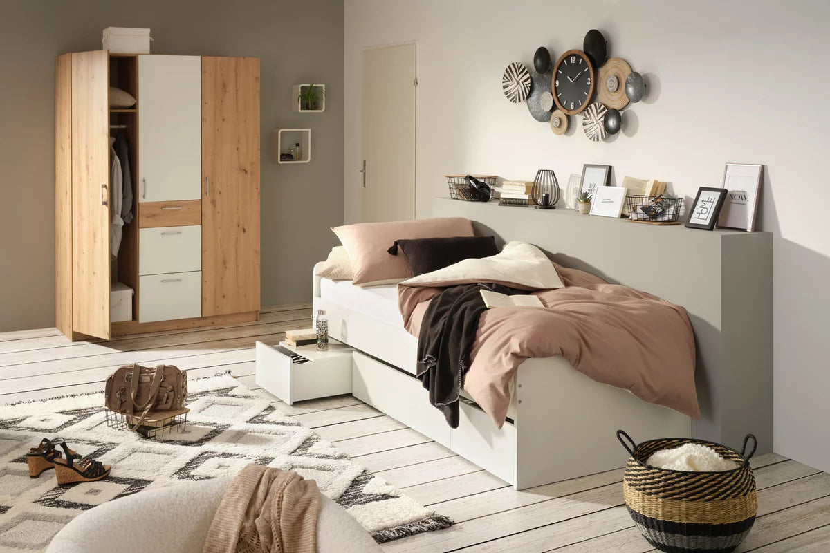 Based POSTEĽ DIRK II *CENOVÝ TRHÁK*